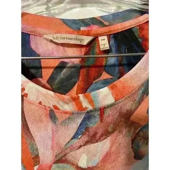 Soft Surroundings Pullover Top Marciana Artsy Pink Floral 3/4 Sleeve Tunic Small - Picture 3 of 4